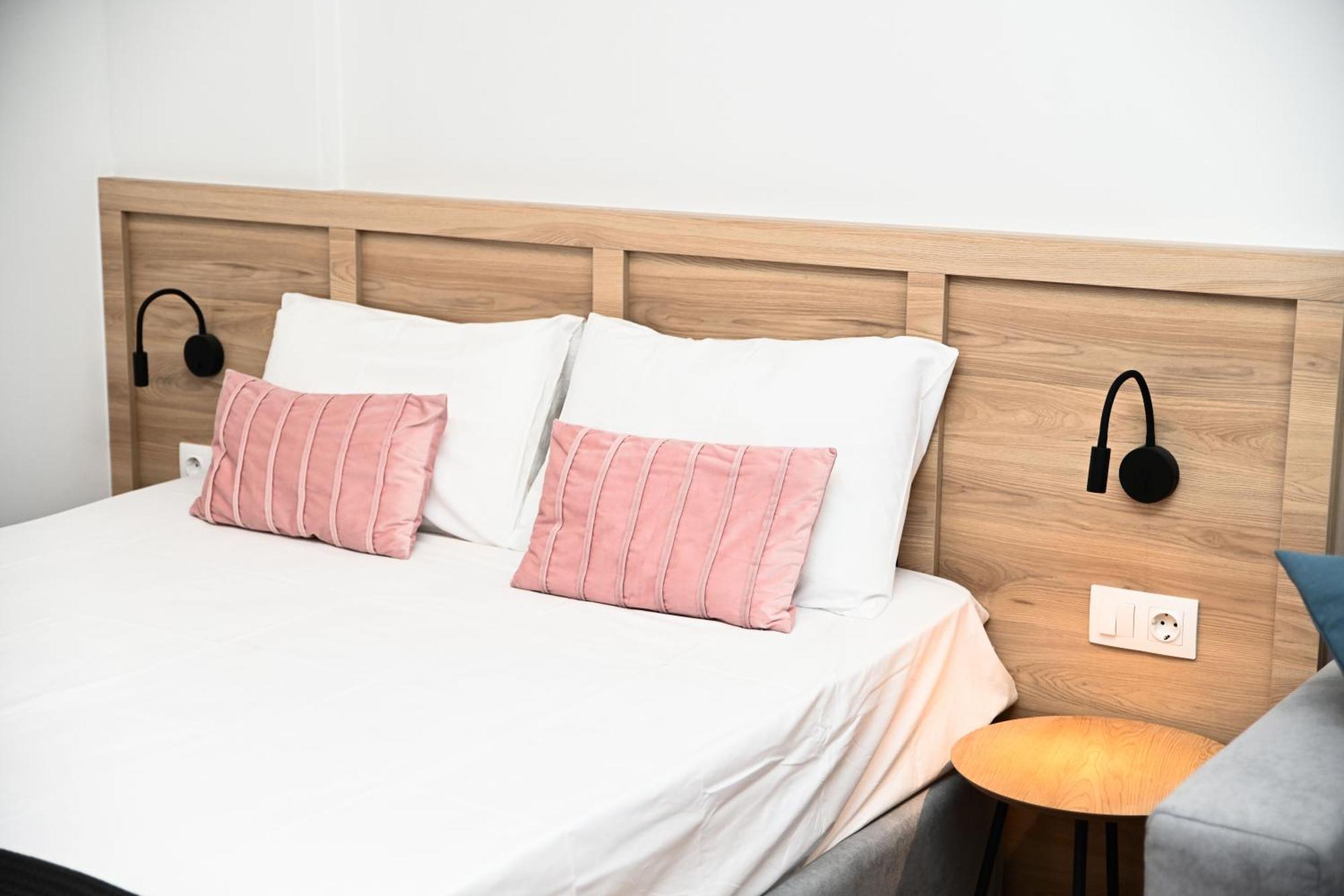 Zeus Executive Apartment