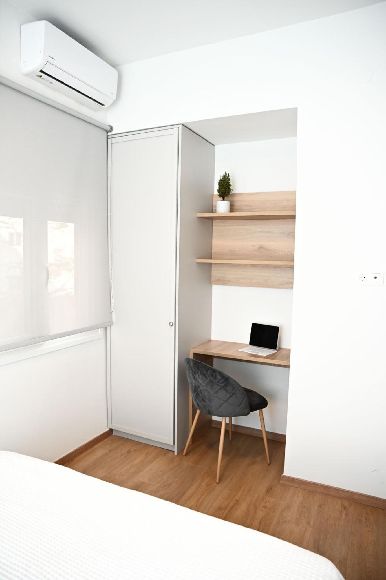 Zeus Executive Apartment