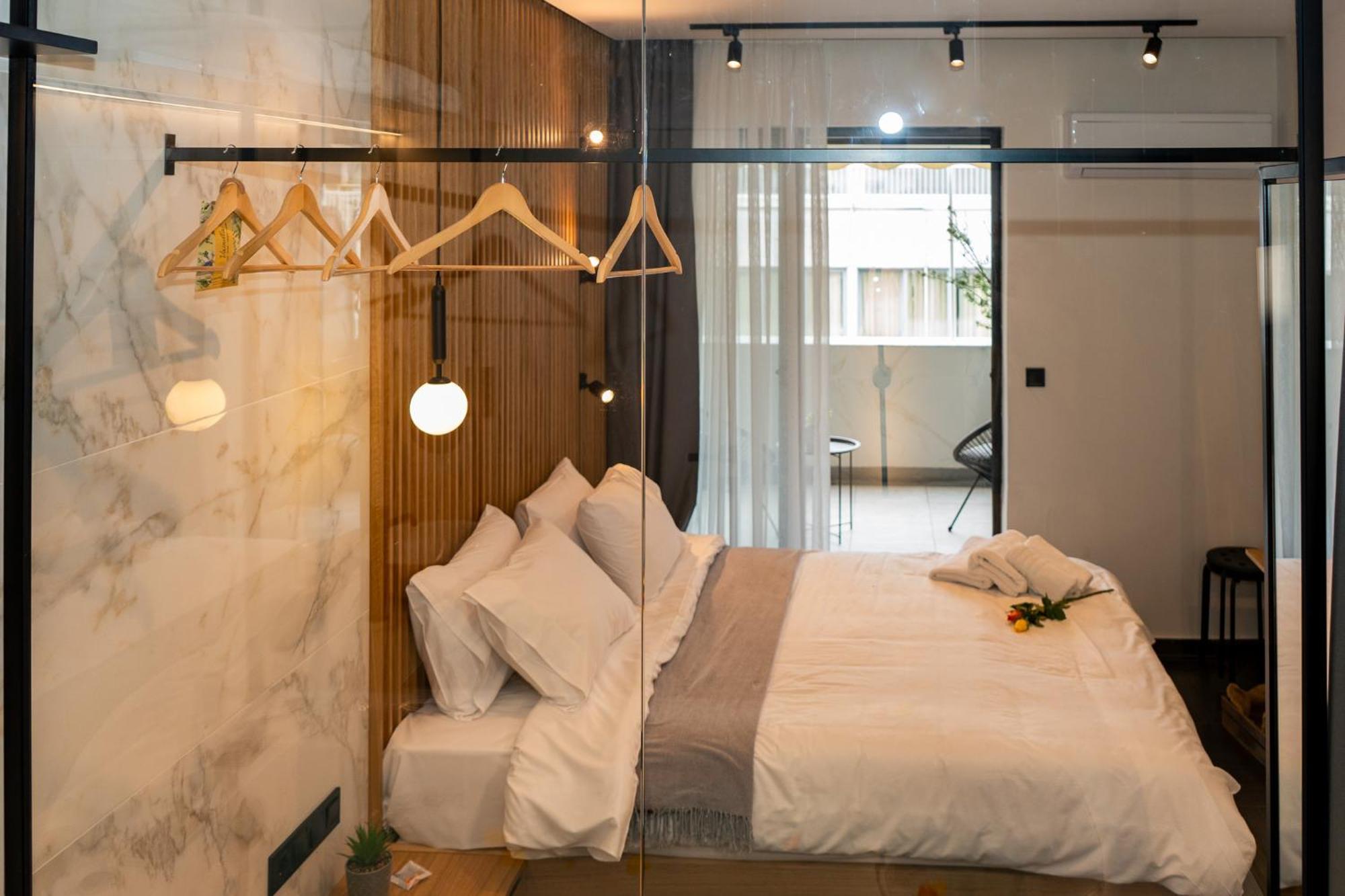 Apartment Luxury With Jacuzzi By Sea&thecity