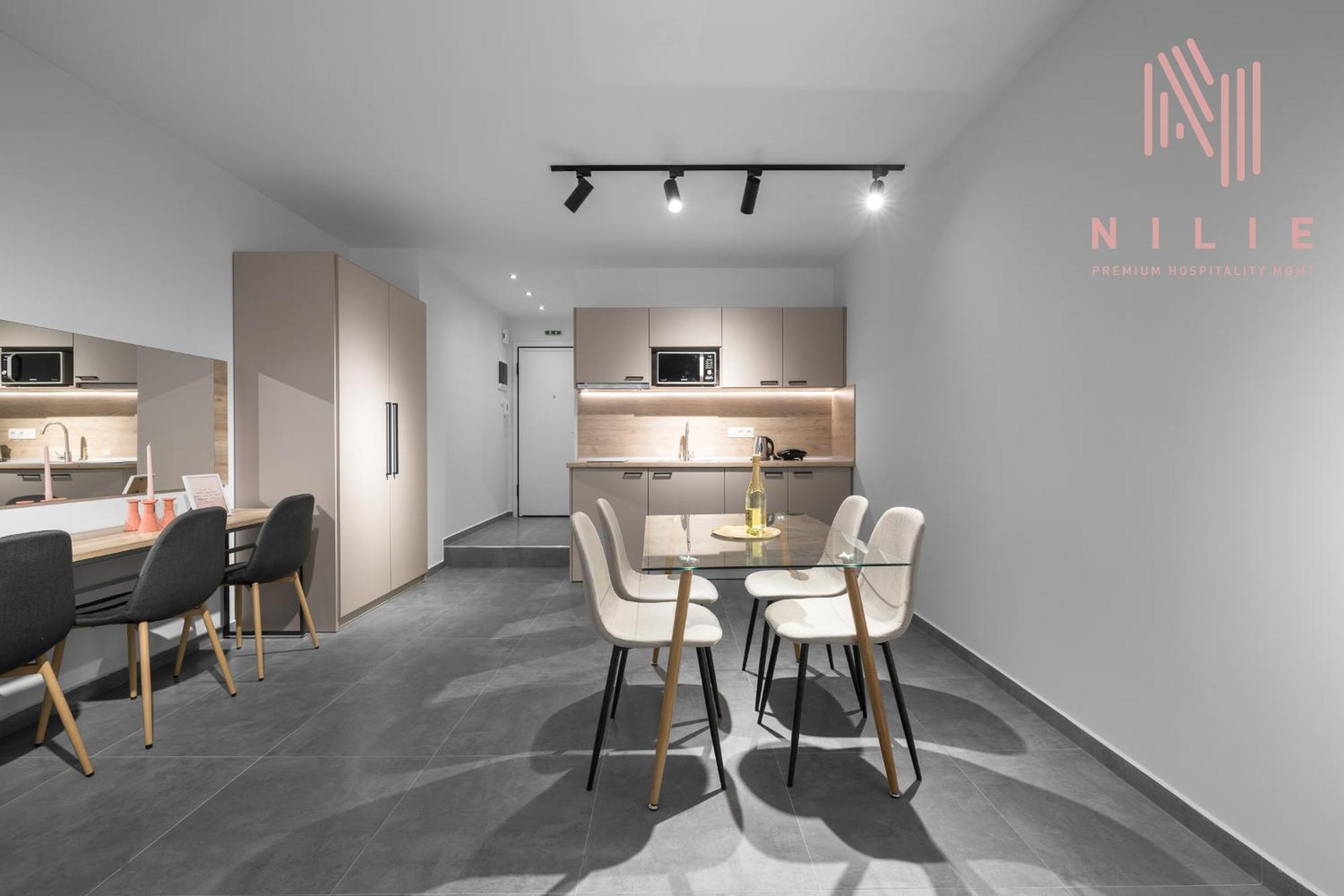 P30, Nilie Hospitality Mgmt Thessaloniki