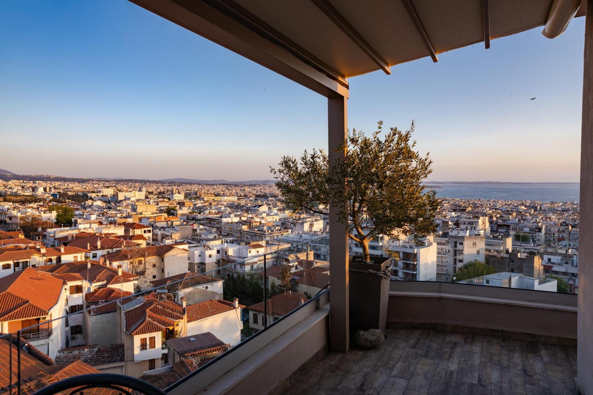 Thea * Thessaloniki