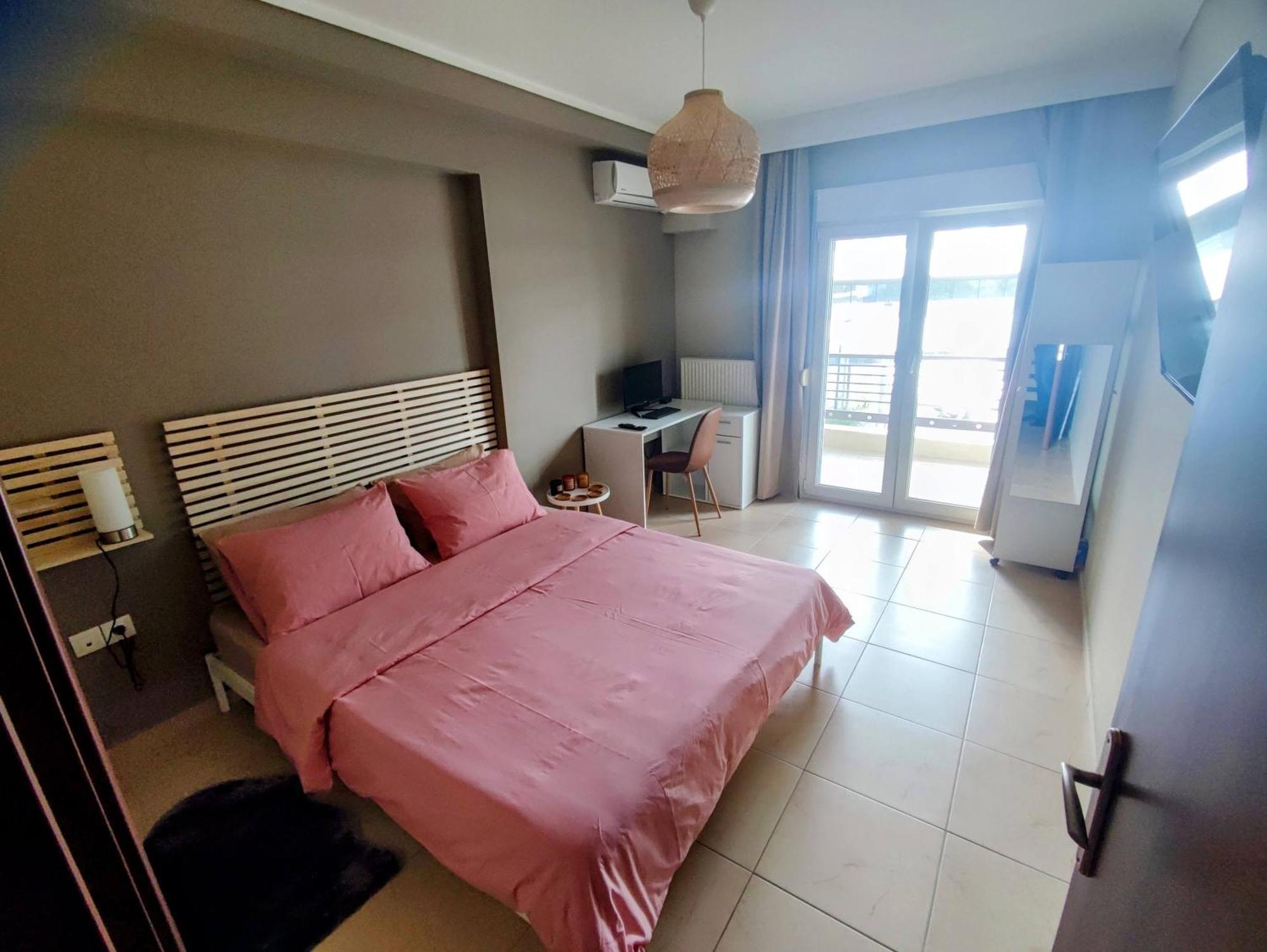 Daire Cozy Apt! Friends & Family - Private Paid Parking