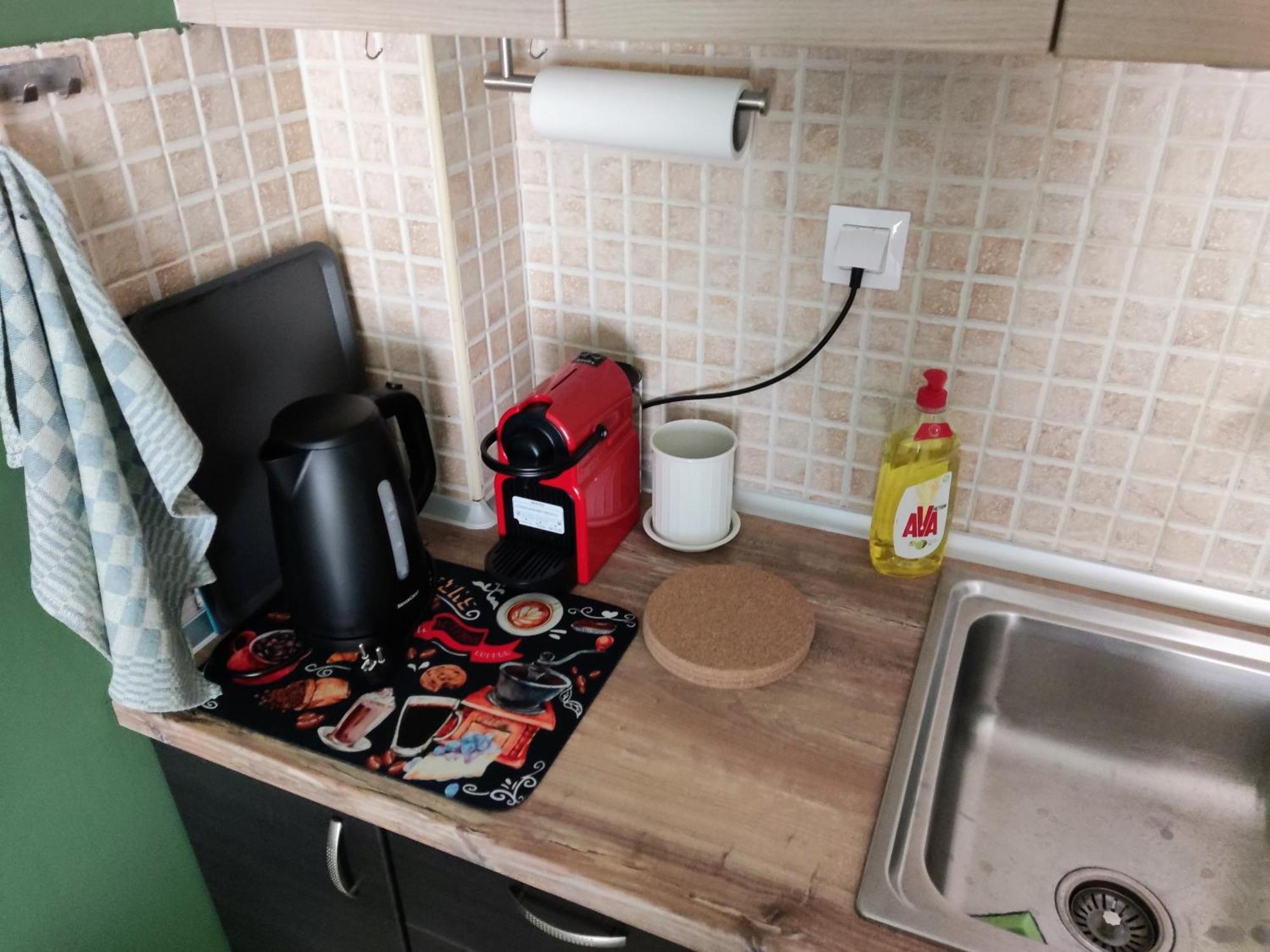 Daire Cozy Apt! Friends & Family - Private Paid Parking Selanik