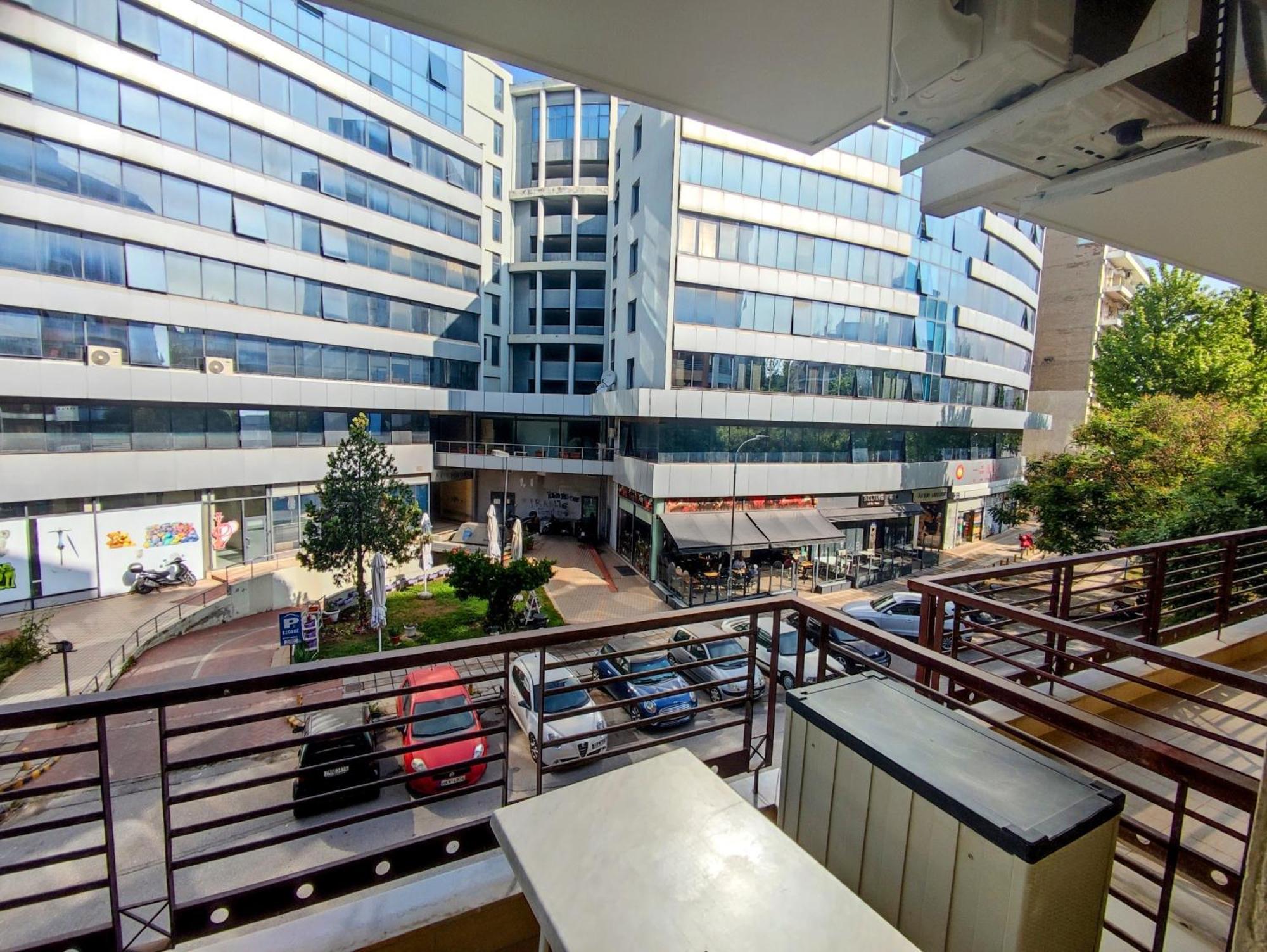 Cozy Apt! Friends & Family - Private Paid Parking Daire Selanik