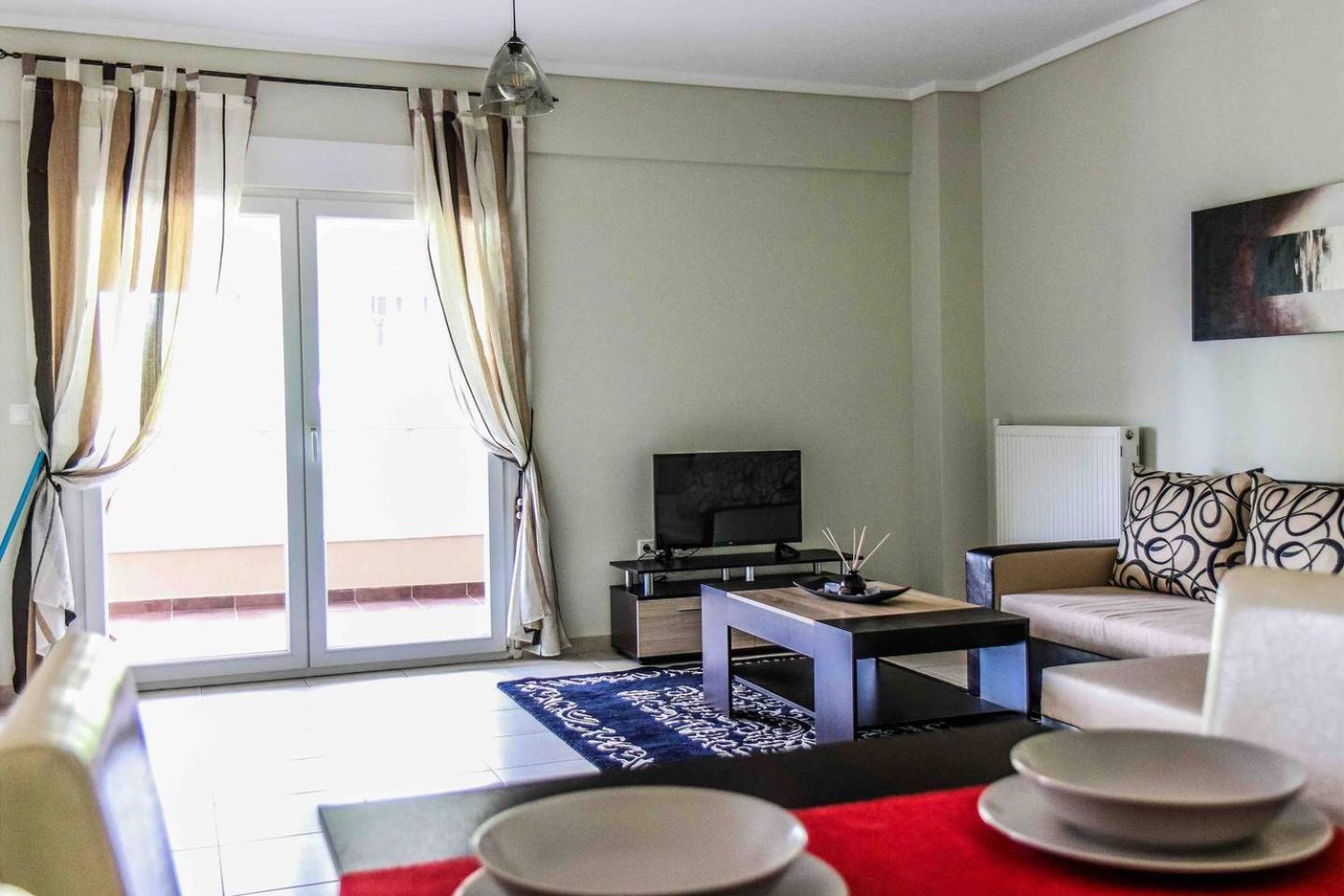 Comfort Luxury Maisonette Apartment *