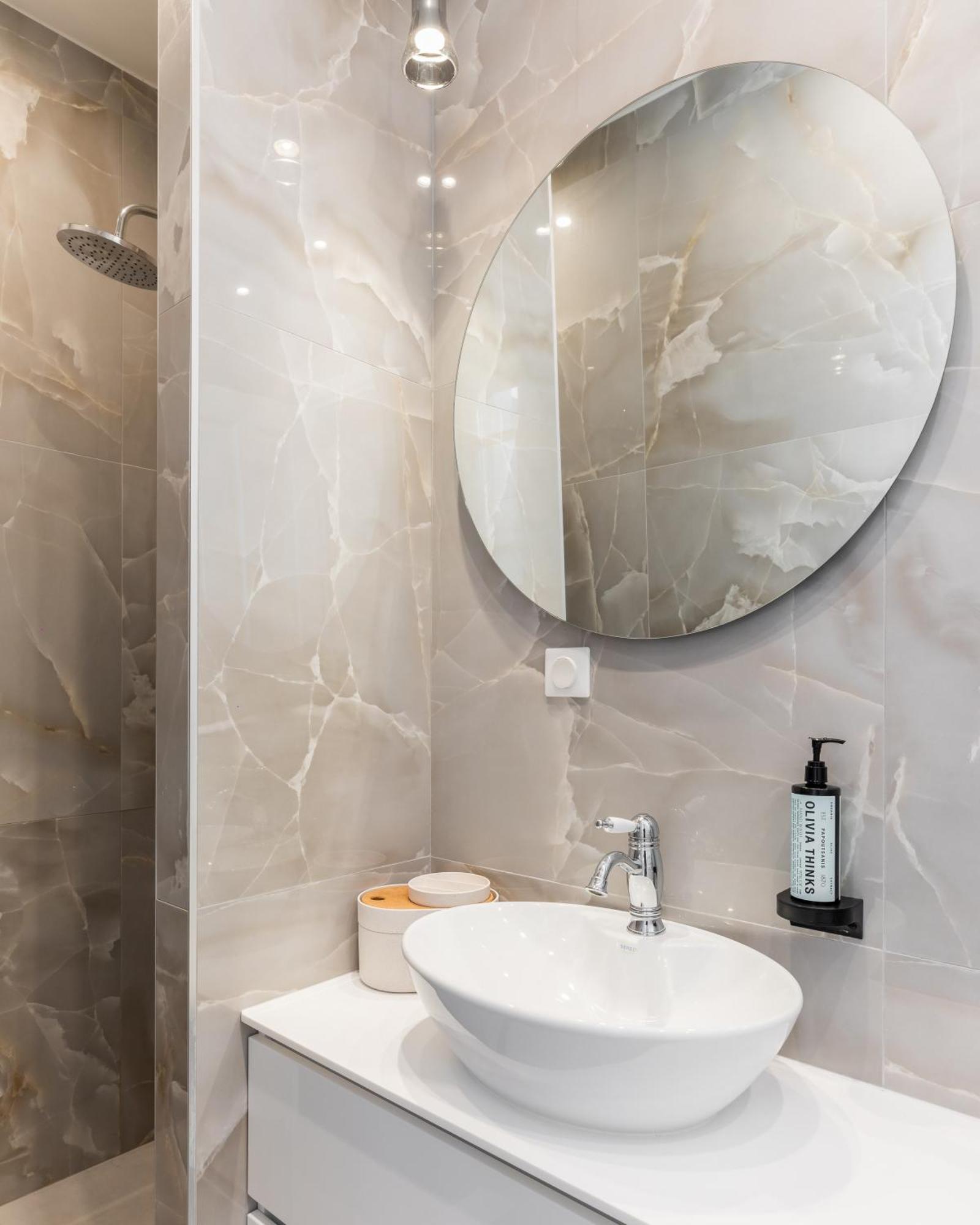Zoe By Halu! Lovely Penthouse In The Center * Thessaloniki