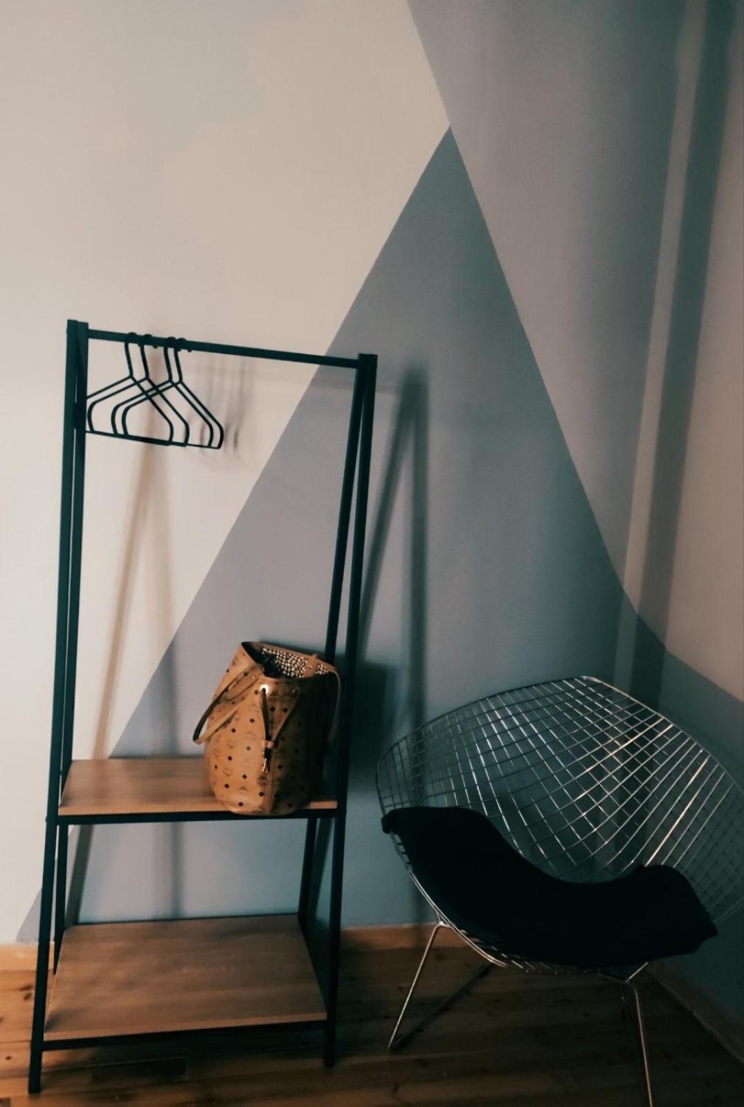 White Tower Minimal Apartment Thessaloniki