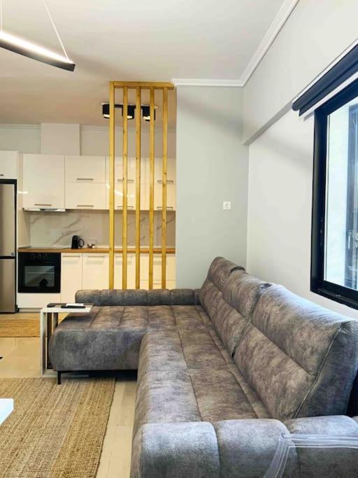 Apartment 2 Bedroom Family With Free Parking Thessaloniki