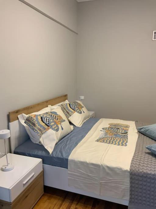 2 Bedroom Family With Free Parking Apartment *