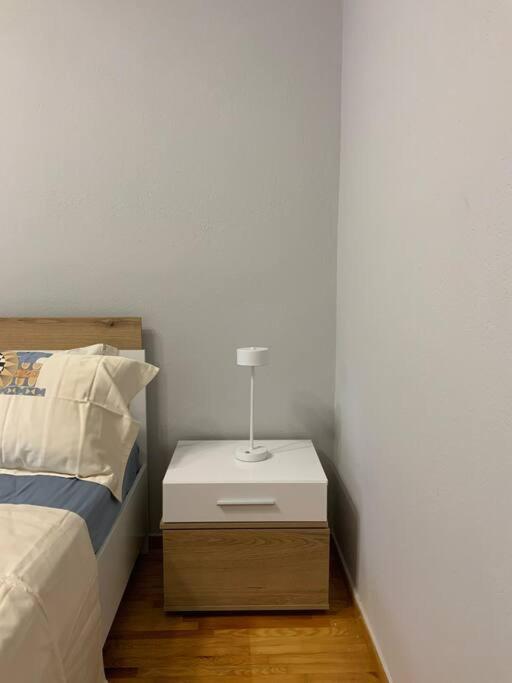 Apartment 2 Bedroom Family With Free Parking *