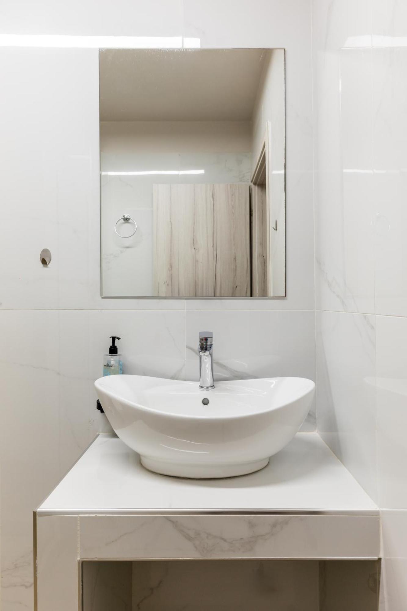 Apartment Bauhaus By Halu! *
