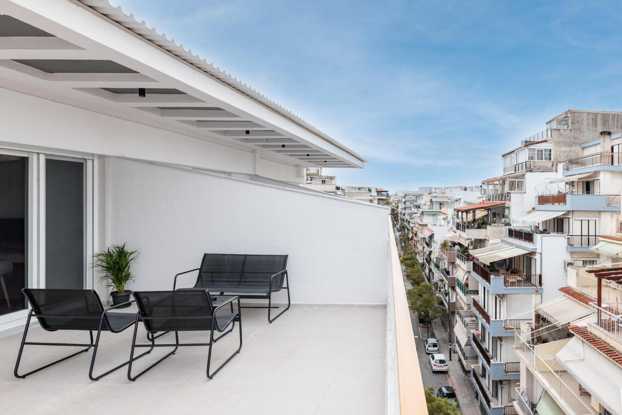 Skyview Bliss #2 Apartment *