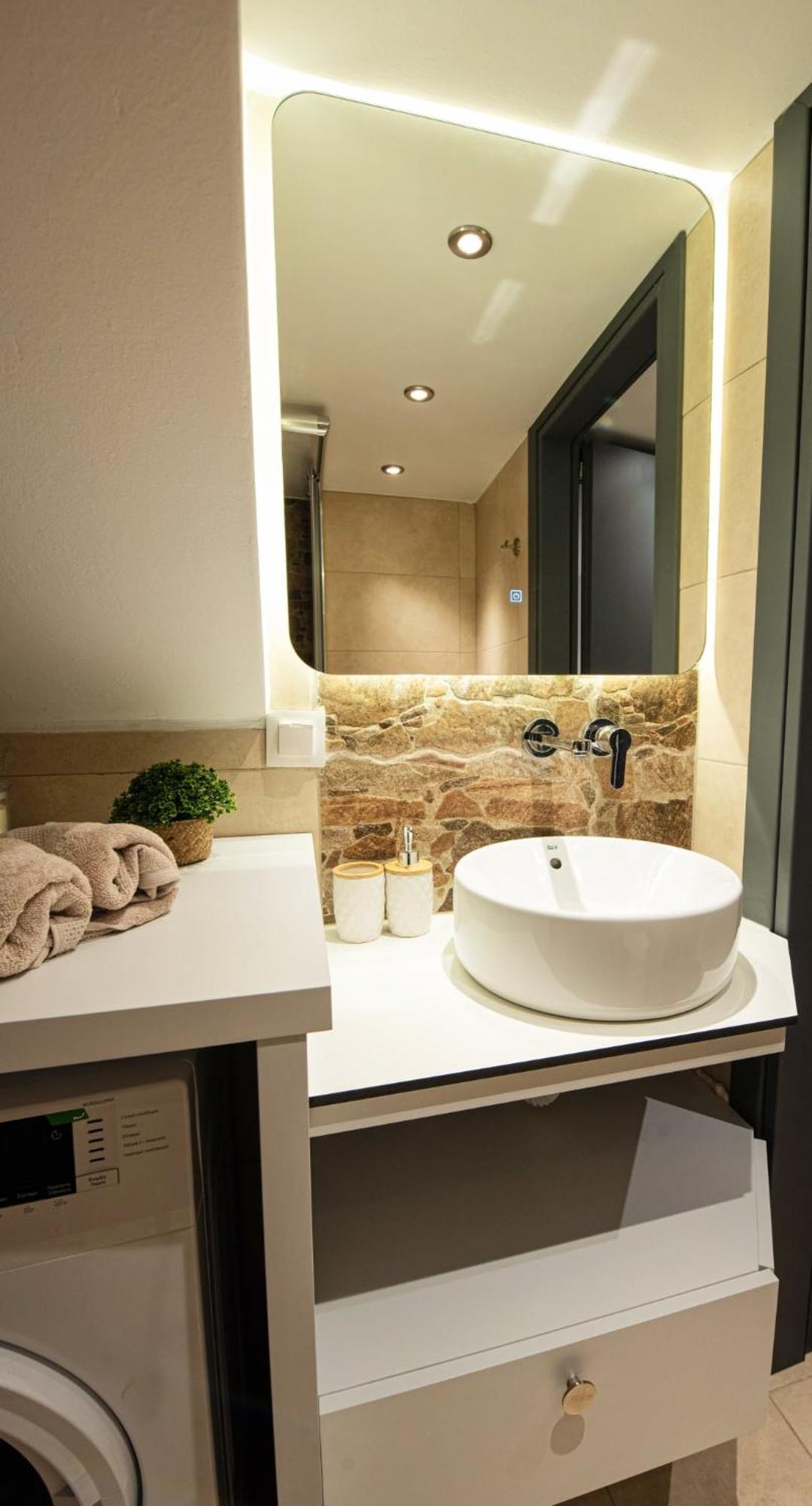 Namaste Lofts Near Seaside * Thessaloníki