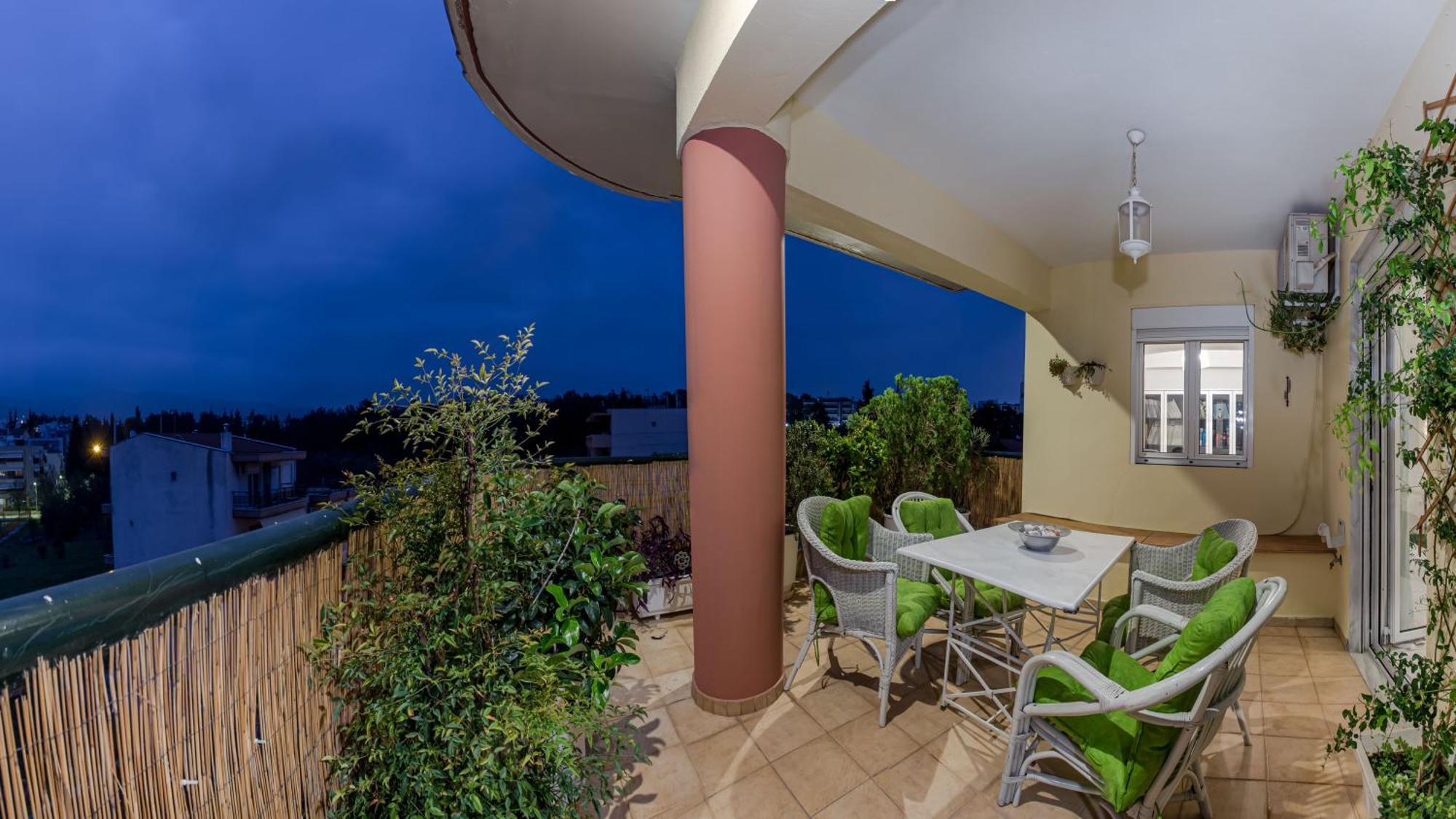 Căn hộ Celestial Garden-thessaloniki's Modern, Eclectic Penthouse With An Amazing View And Veranda Thessaloníki