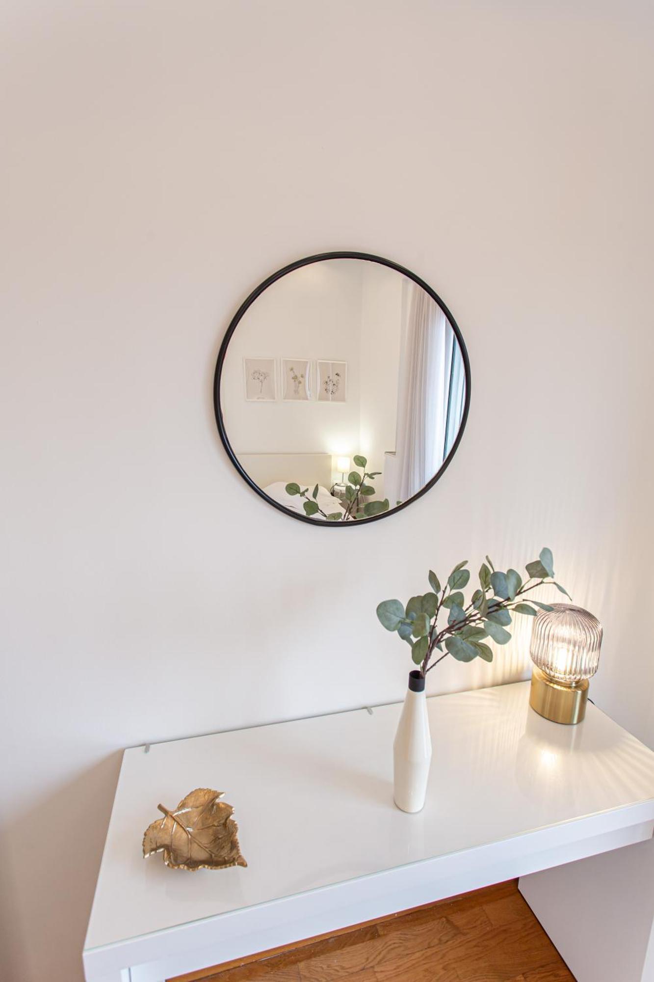Celestial Garden-thessaloniki's Modern, Eclectic Penthouse With An Amazing View And Veranda Thessaloníki