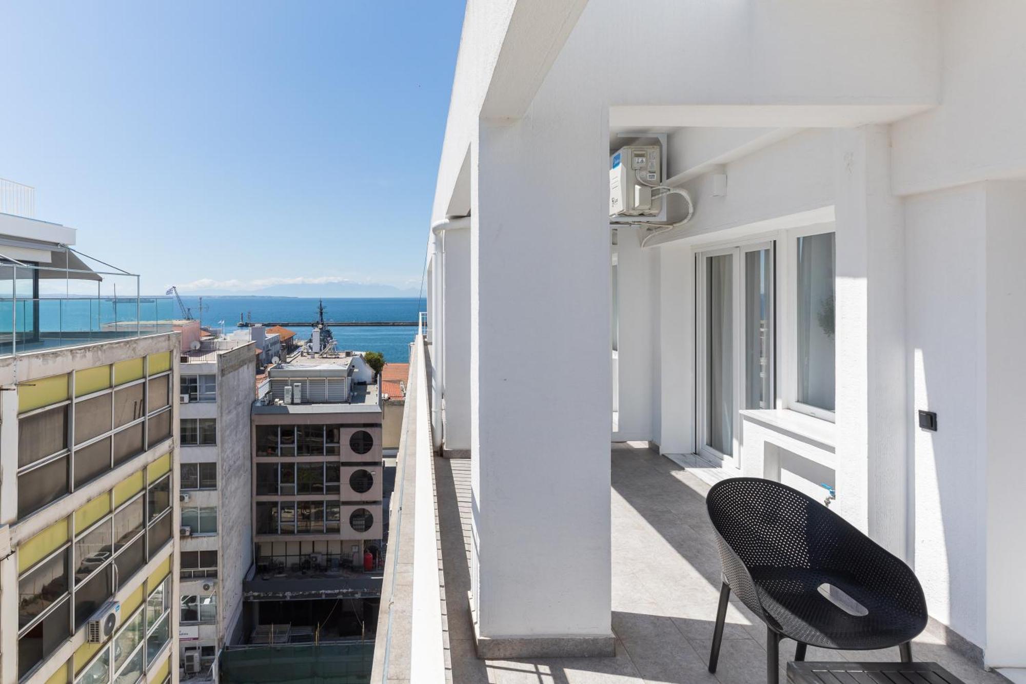Oddity Seafront Penthouse Apartment