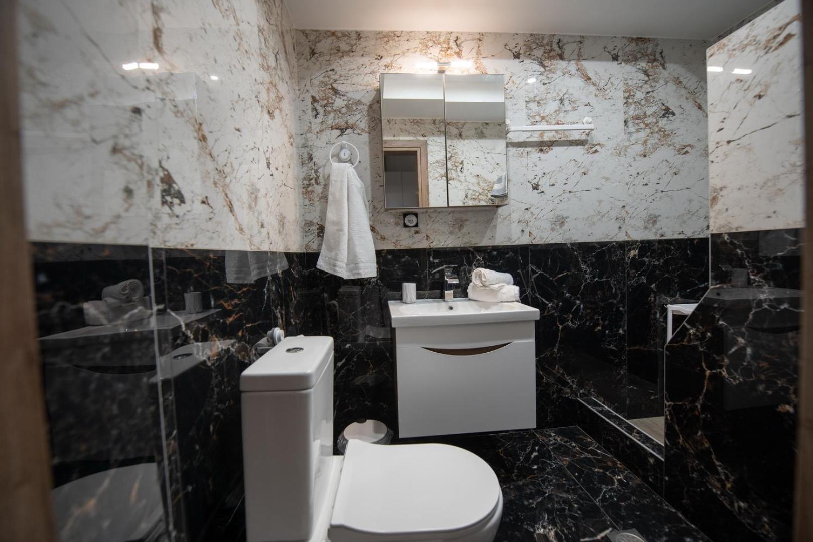 Luxe Suite, Chrysa's Private Getaway Apartment Thessaloniki