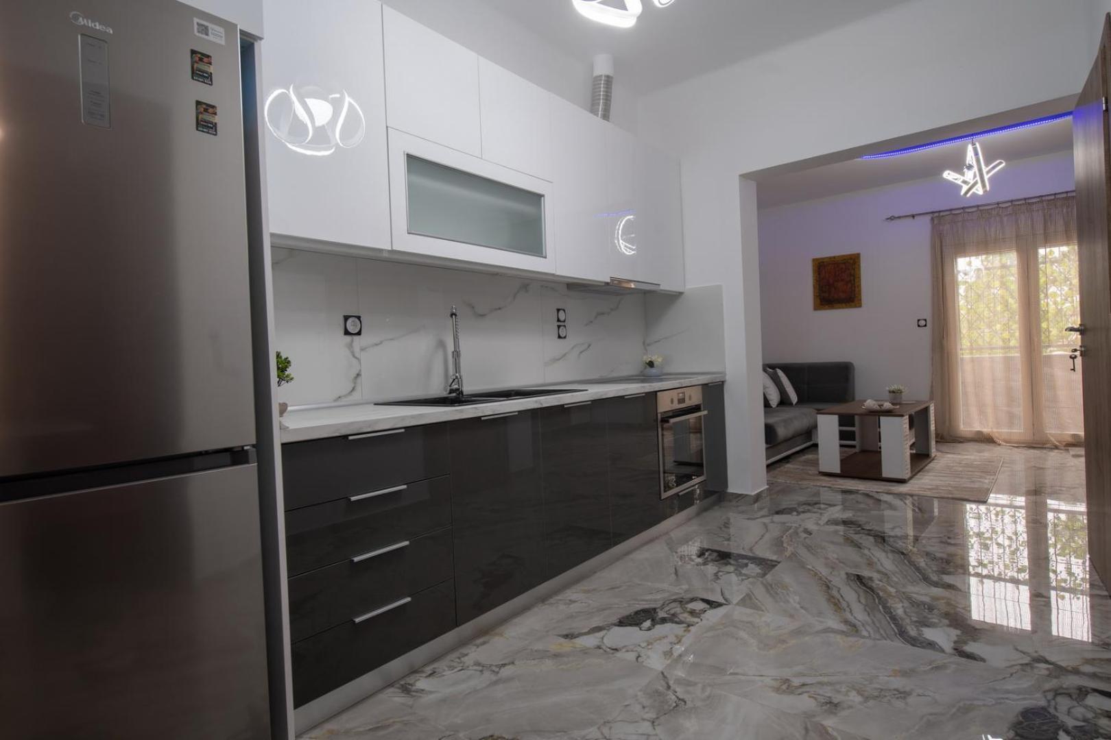 Apartment Luxe Suite, Chrysa's Private Getaway *