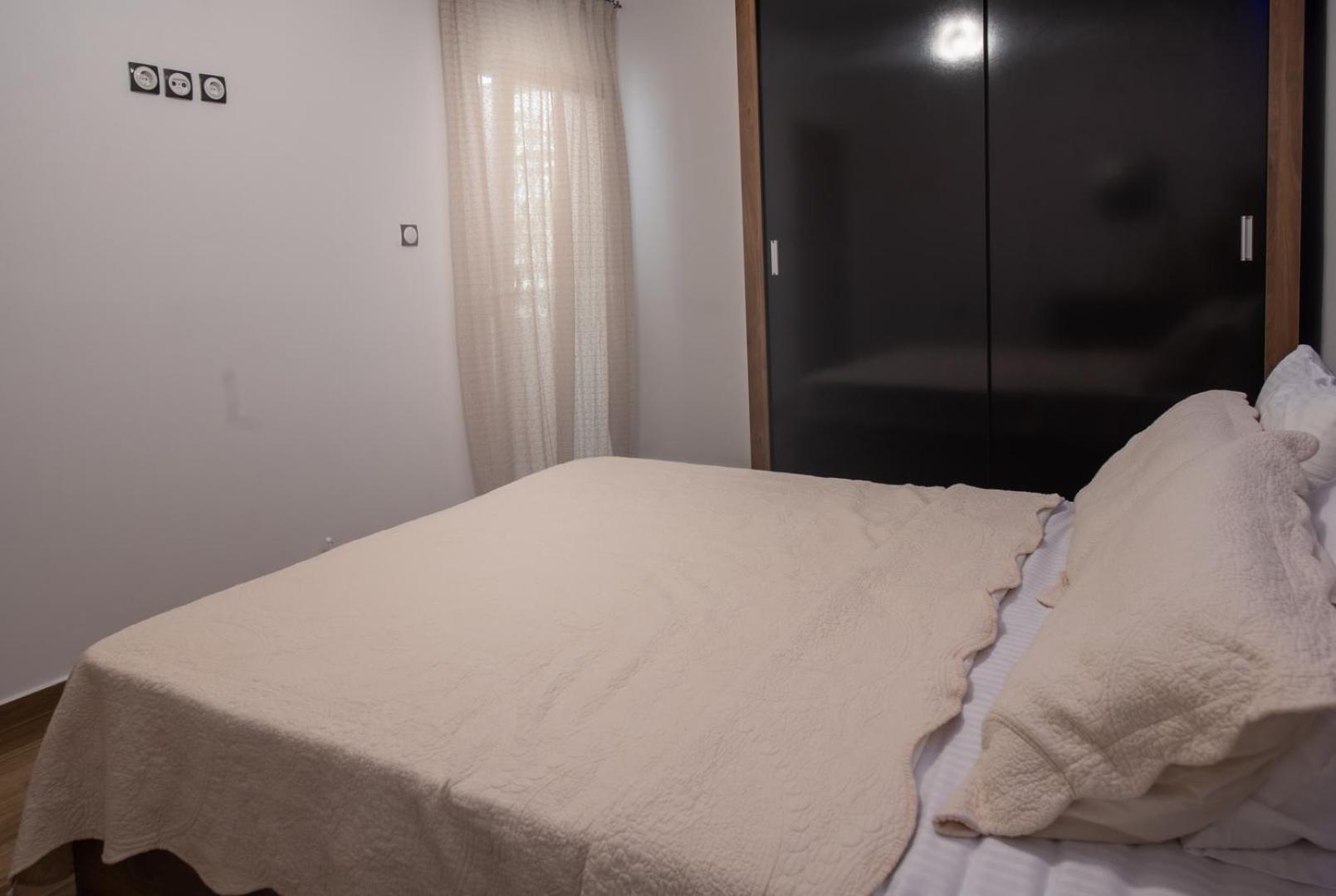 Luxe Suite, Chrysa's Private Getaway Apartment Thessaloniki