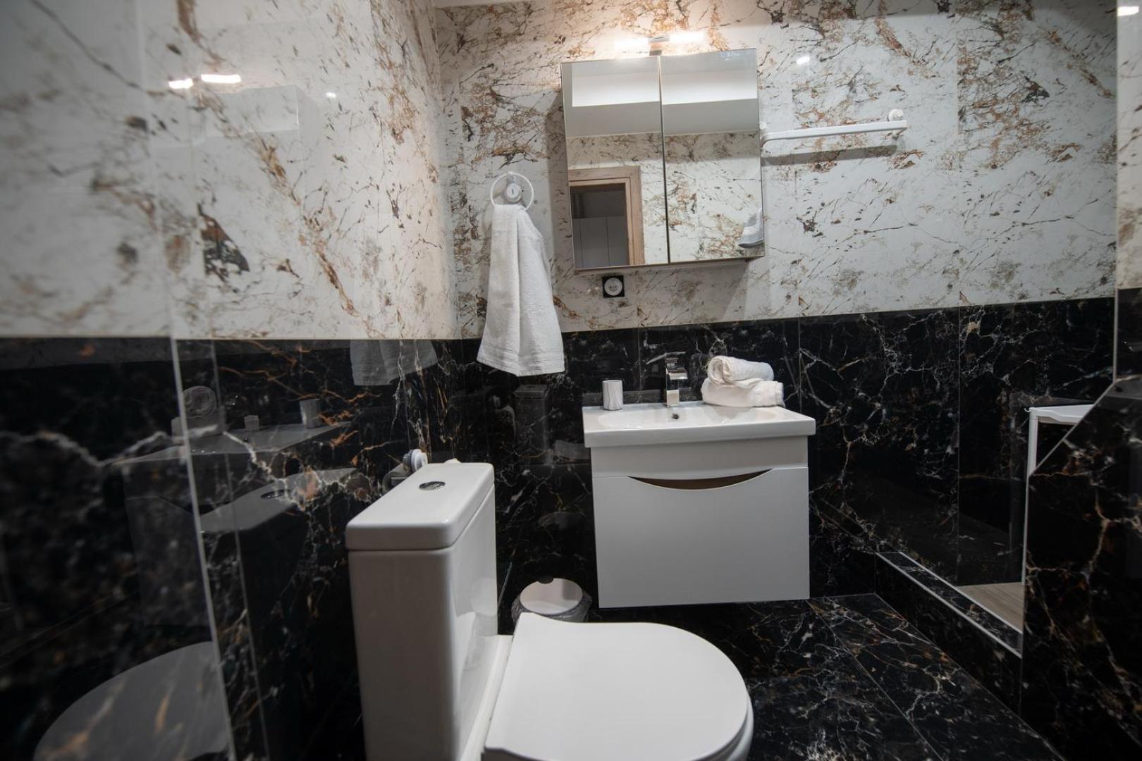 Apartment Luxe Suite, Chrysa's Private Getaway