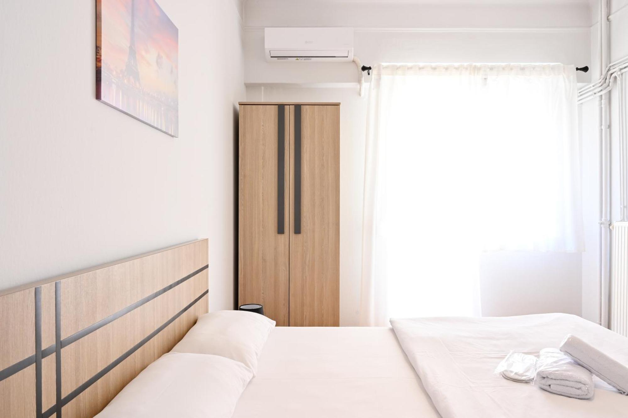 Apartment Center Aristotelous