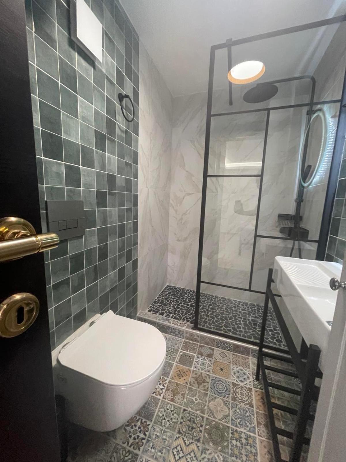 Apartment Skg Retreat Emerald - 5min Walk From Seafront Thessaloniki