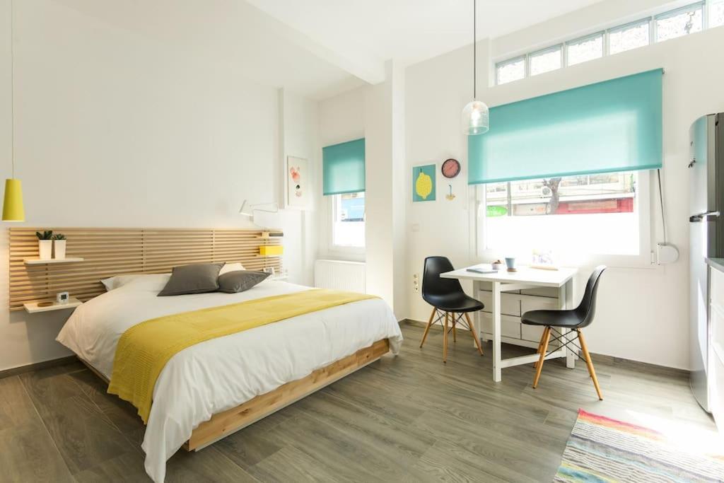 Modern Urban Studio, Skg Centre Apartment *