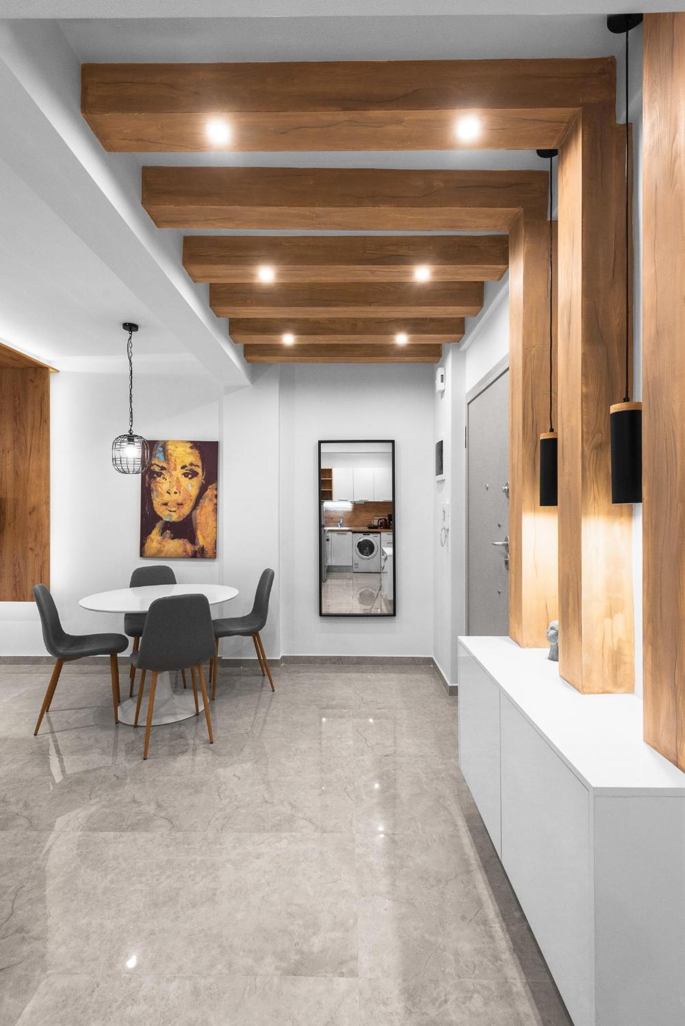 Wood N White, Nilie Hospitality Mgmt Apartment
