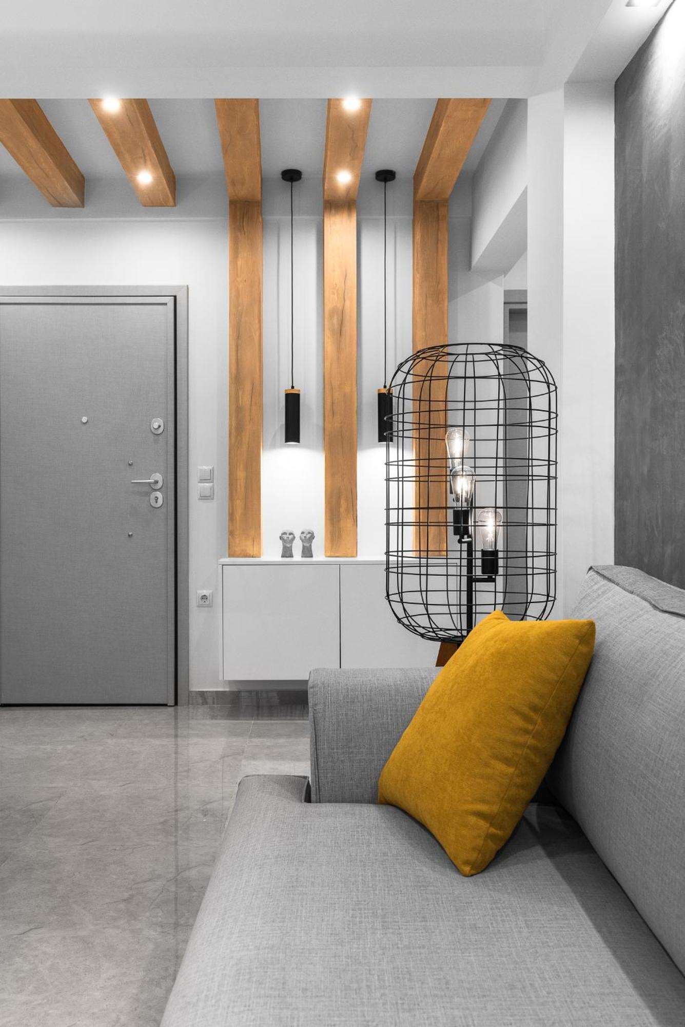 Wood N White, Nilie Hospitality Mgmt Apartment *