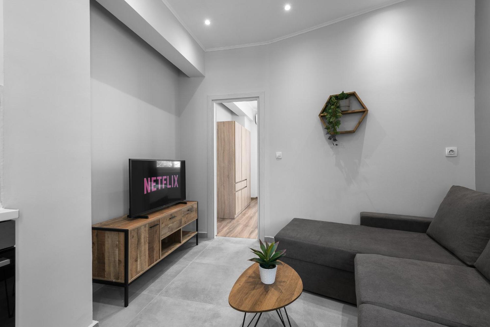 Upper Floor, The Luxury *