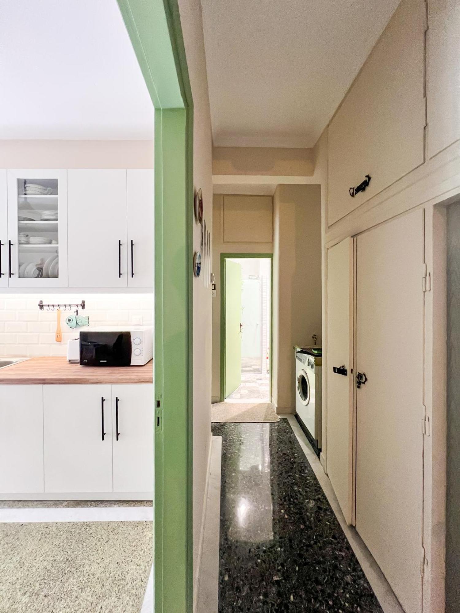 Sonia's Skg 3 Bedroom Family - Near Metro *