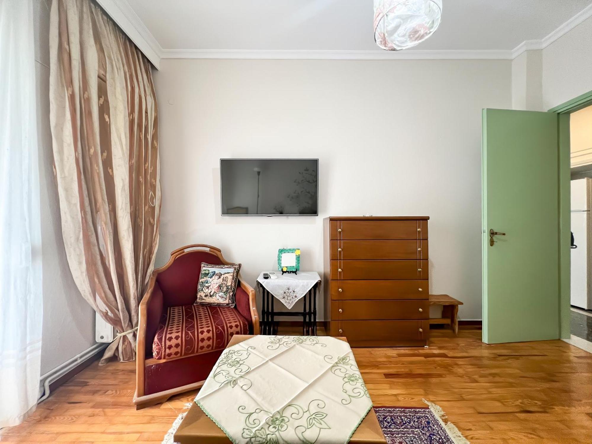 Sonia's Skg 3 Bedroom Family - Near Metro * Tessalónica