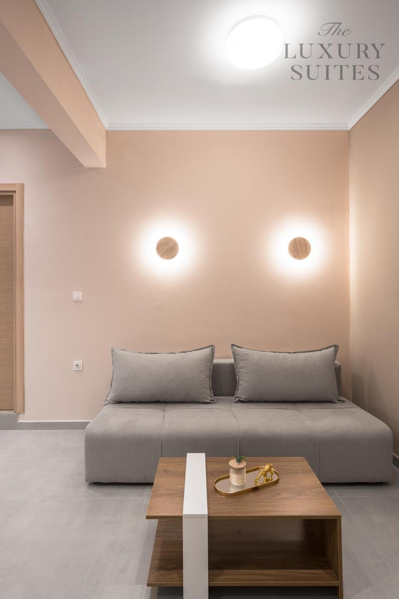 Aelia Apartments, The Luxury Apartamento