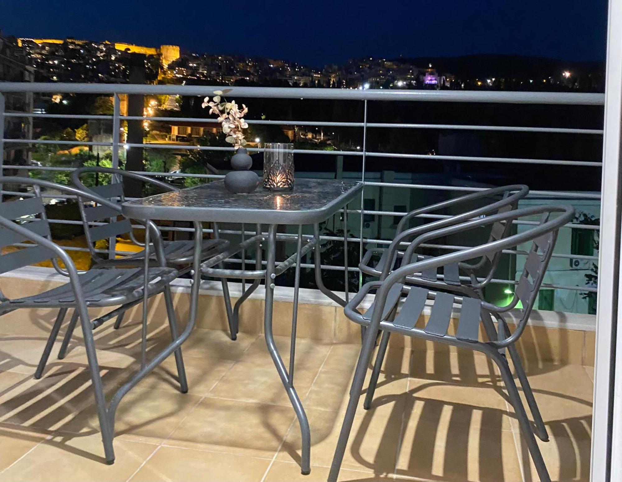 Castle View Center Concon Daire Selanik