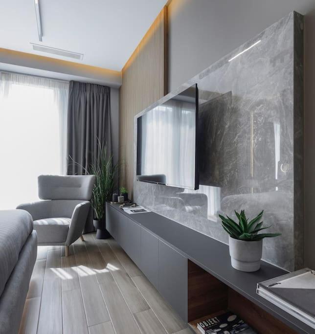 Apartment Aristotelian Virtues - Sophia Thessaloniki