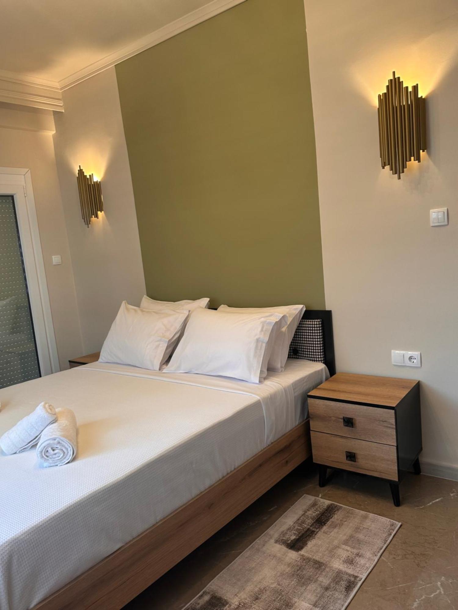 Emerald Luxury In Apartment Thessaloniki