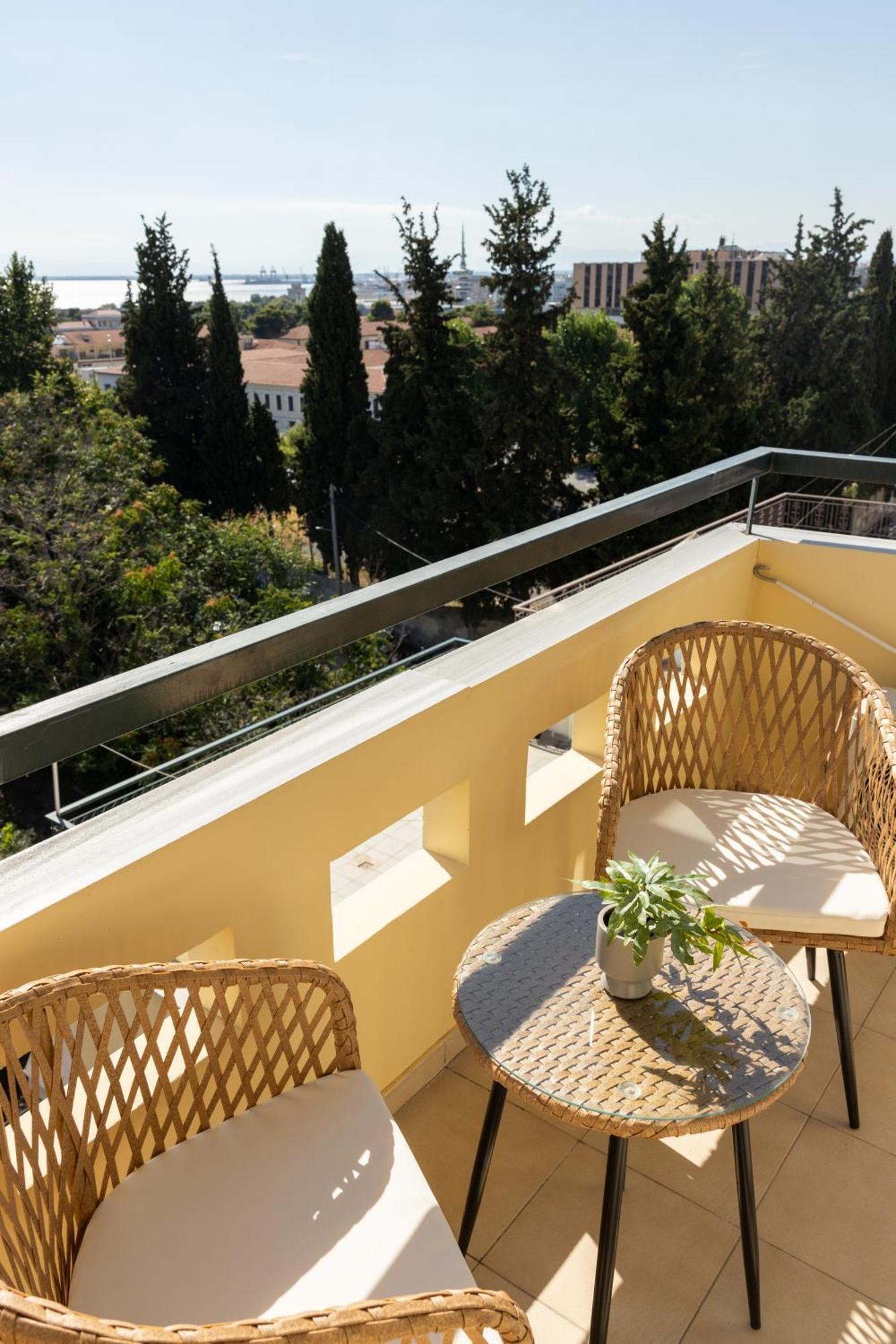 Apartment Urban Colors By Binobi! *