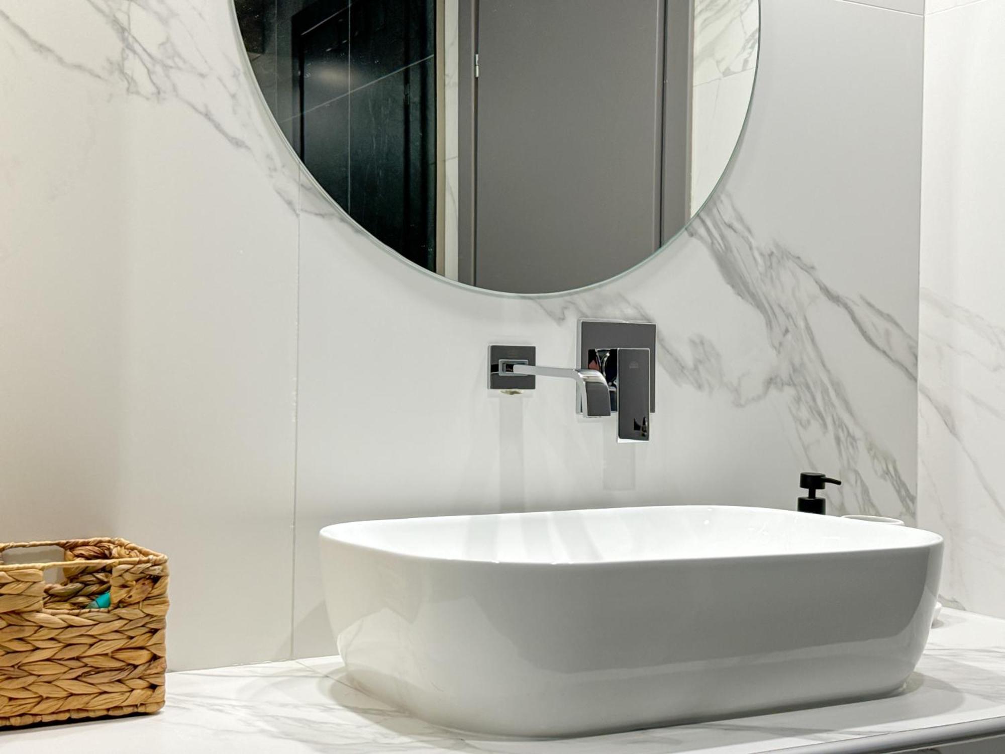 Apartamento Luxury Downtown α6 *
