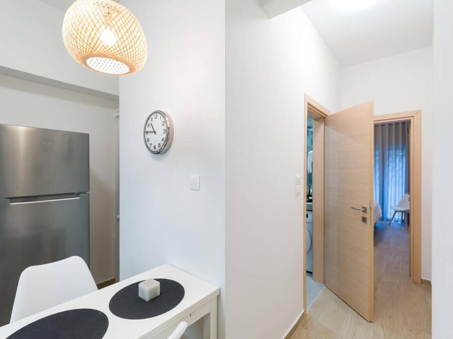 Luxmini 2bd Apt Near The Sea