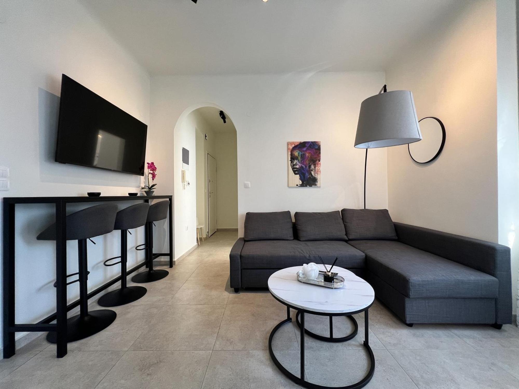 Homevision - Minimal, Quiet And Central Appartement *