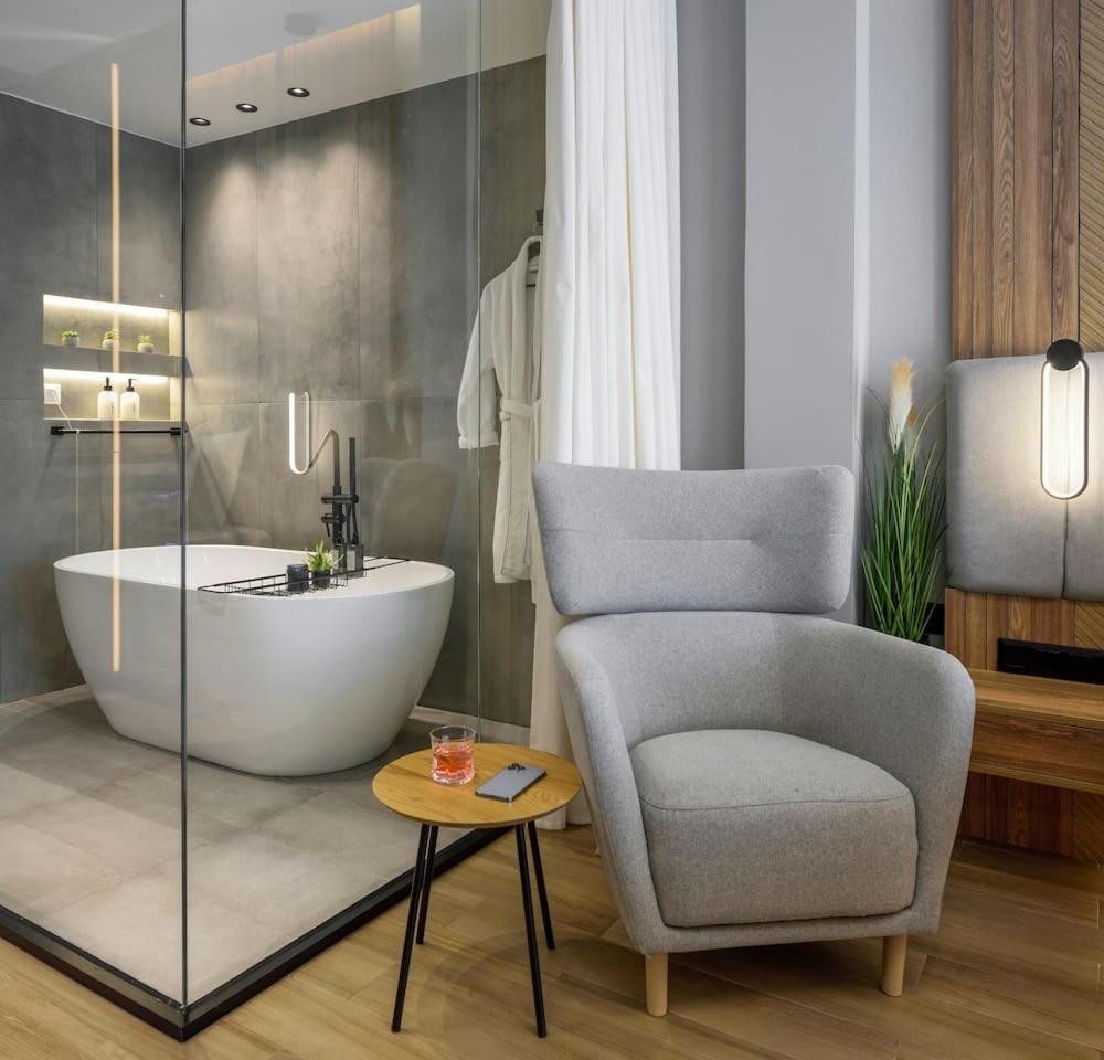 Apartment Aristotelian Virtues - Agapi Thessaloniki
