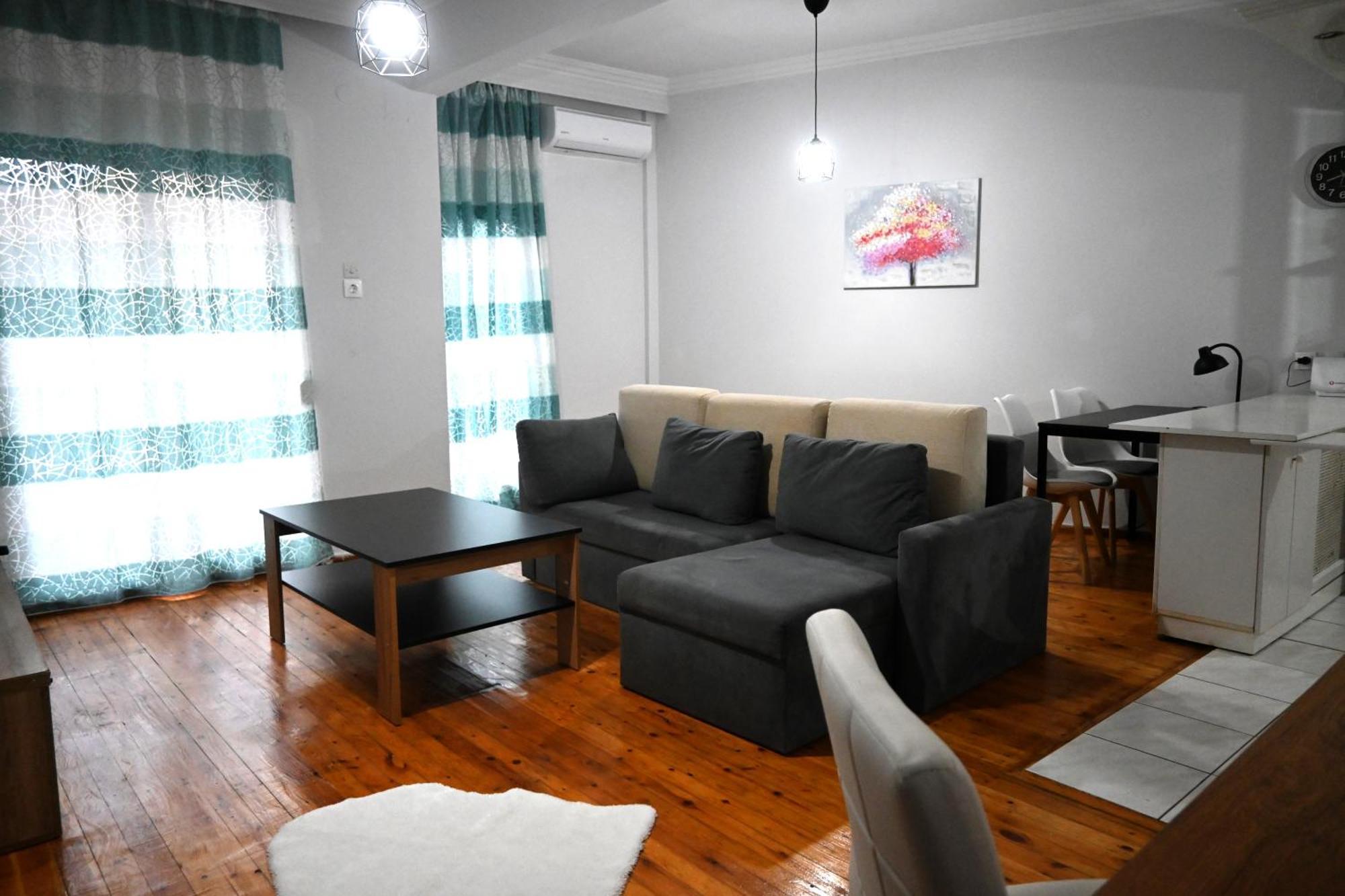 Tsinari 2 Bedroom With Patio