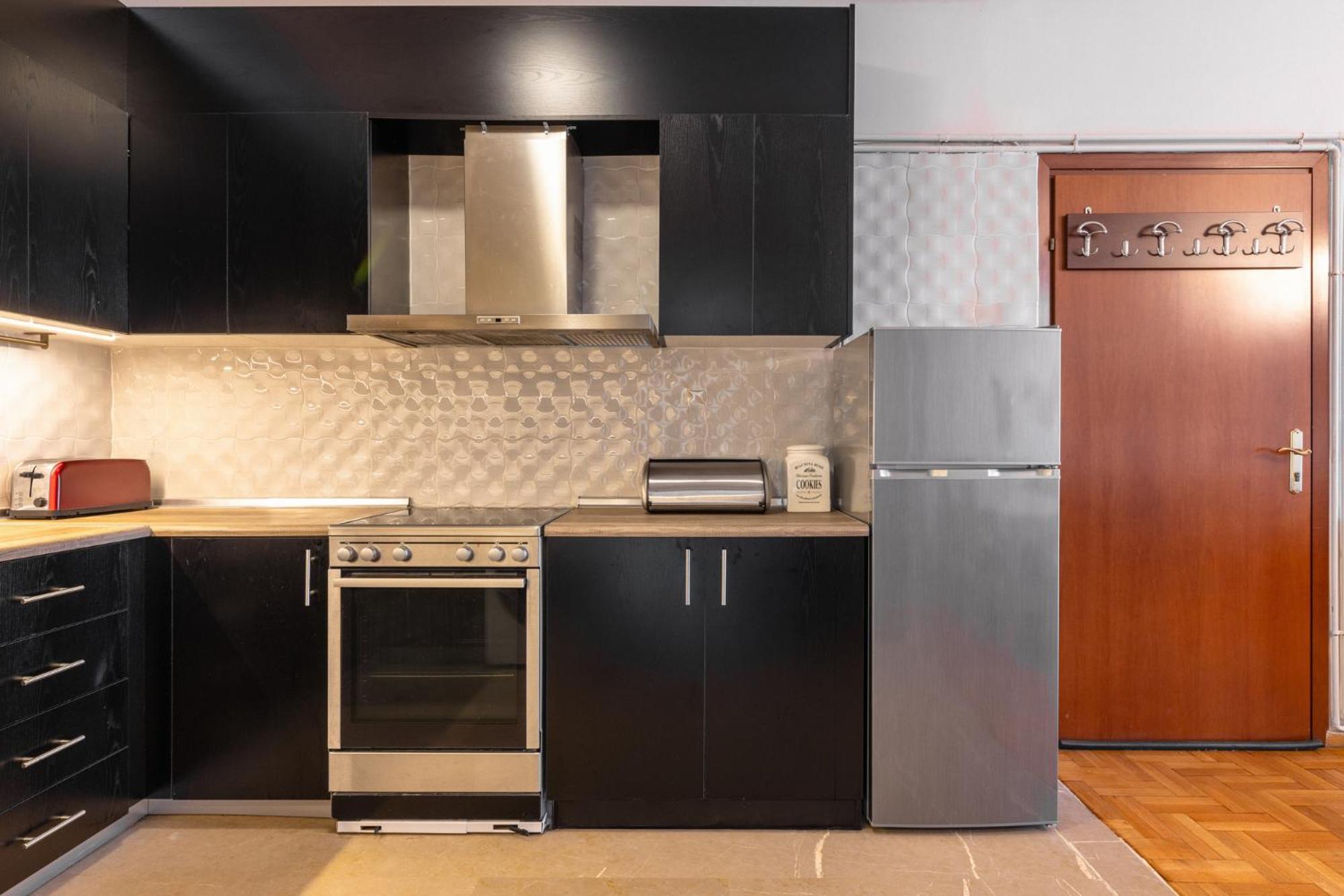 Eca Apartment *