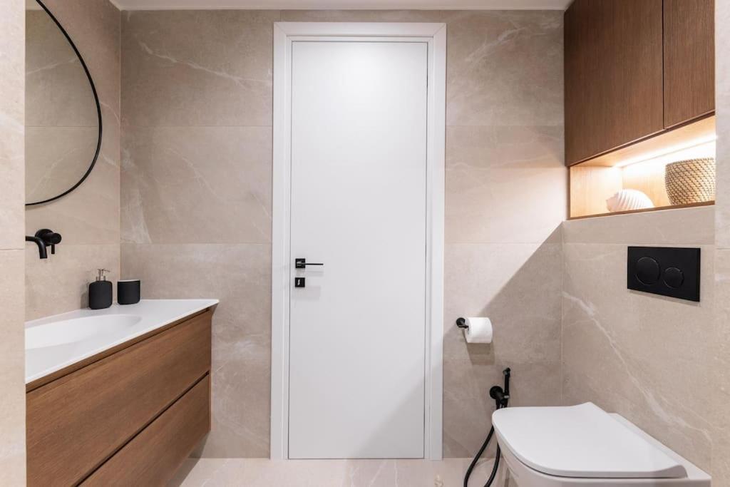 Chic Center Skg Apartment *
