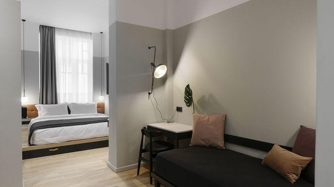 The Modernist 4*