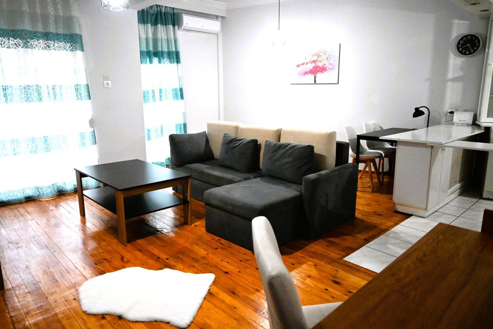 Tsinari 2 Bedroom With Patio Thessaloniki