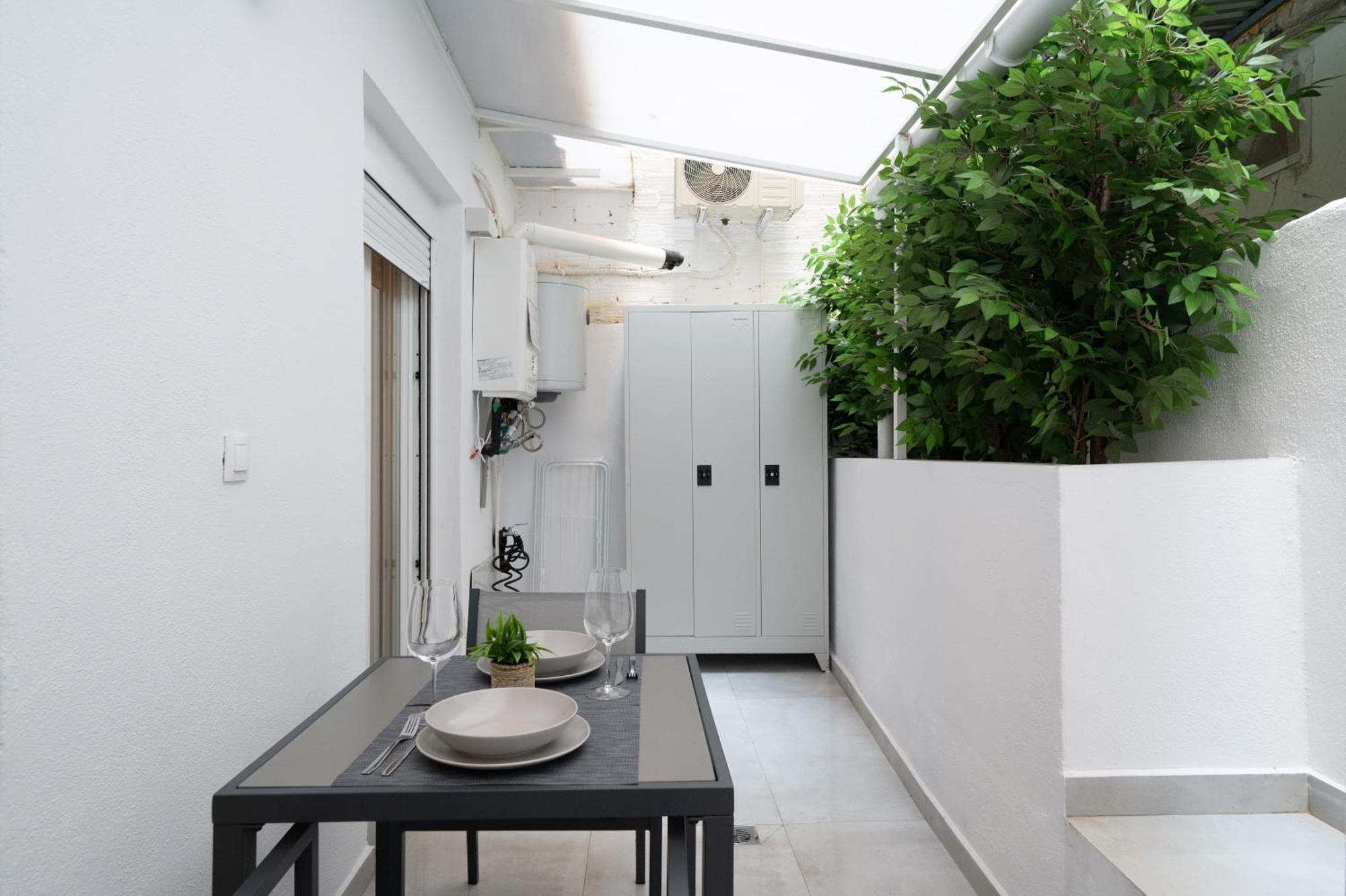 Honey Oak & Cream Patio By Nest Apartment *
