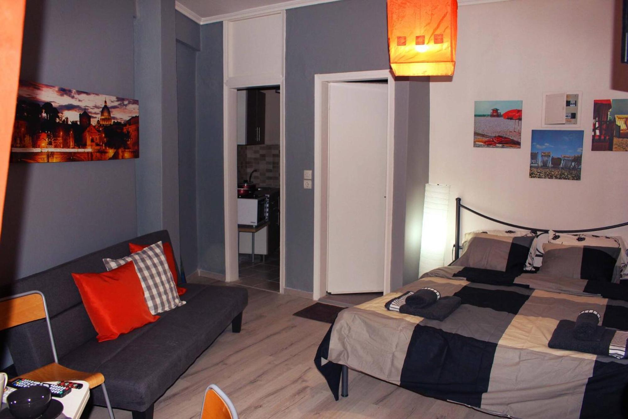 Amazing Studio 10 Minutes Walk Center