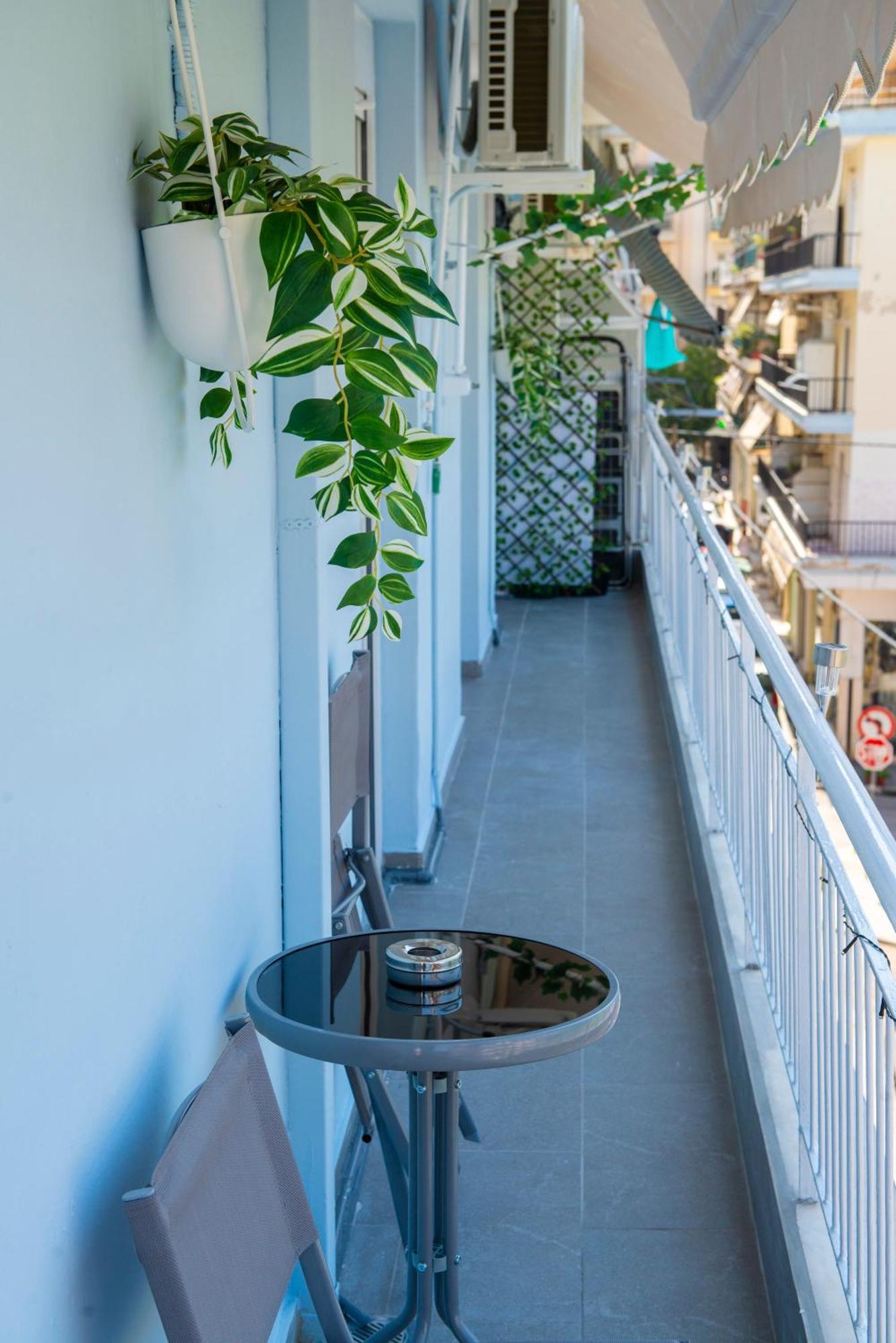Central Suites Thessaloniki Apartment