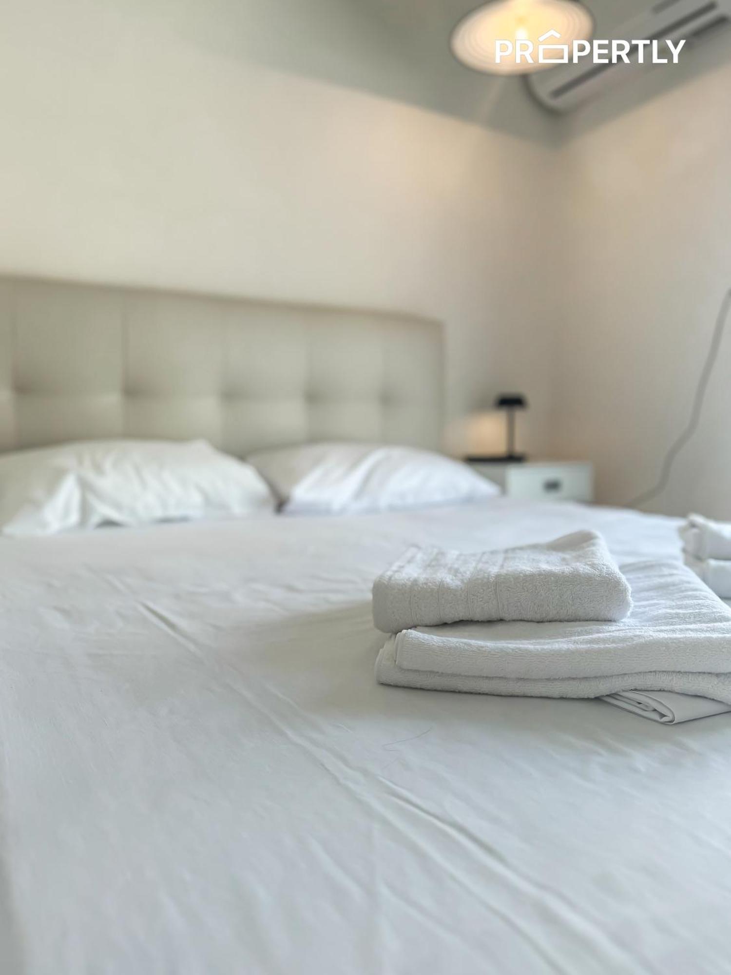 Thea Deluxe Loft